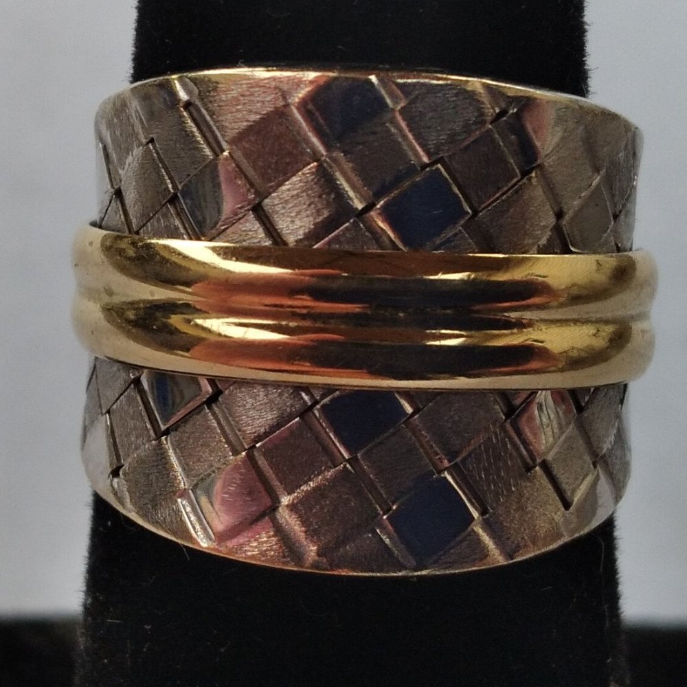 14k Two Tone White and Yellow Gold VIOR Ring